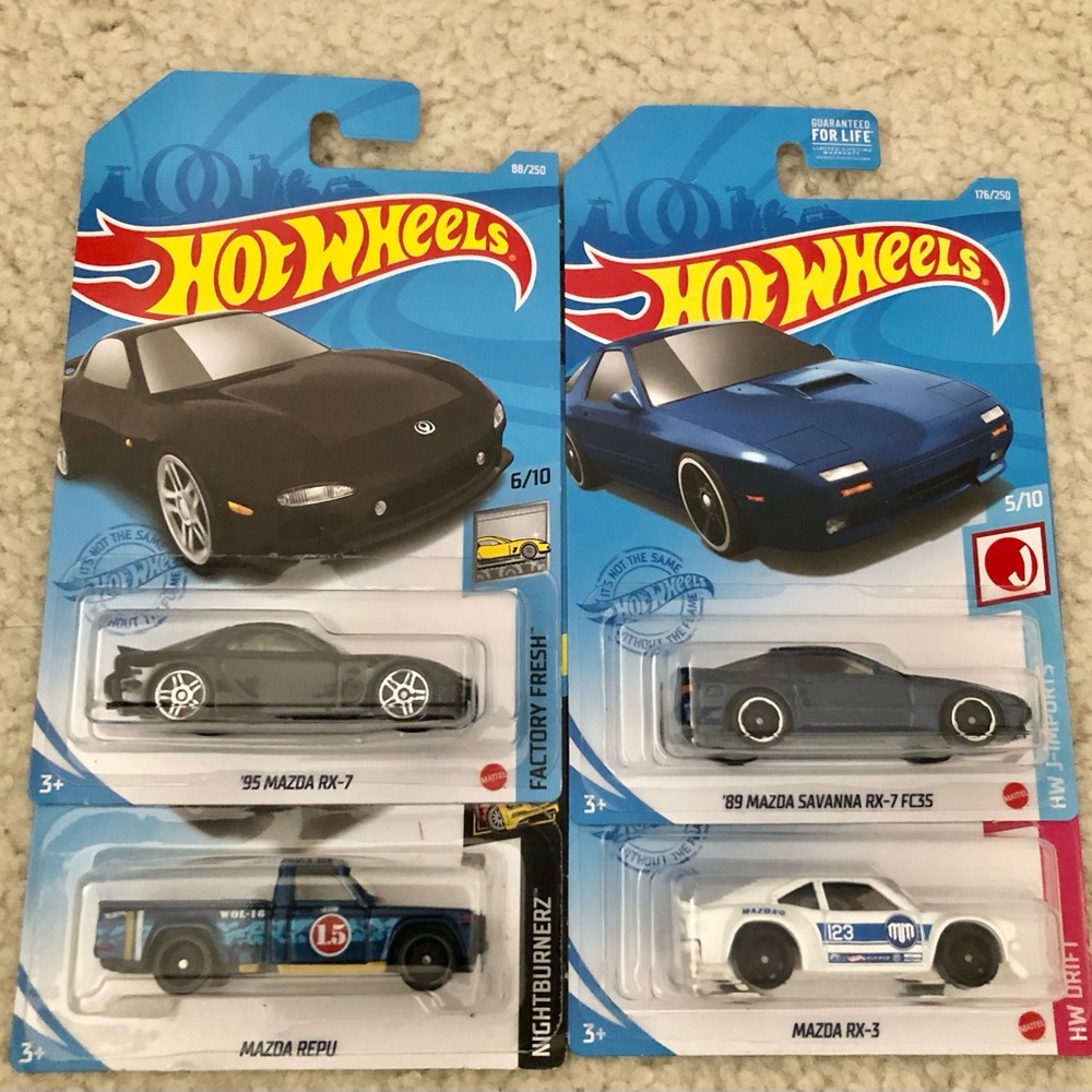 Hot Wheels Mazda Set (4)